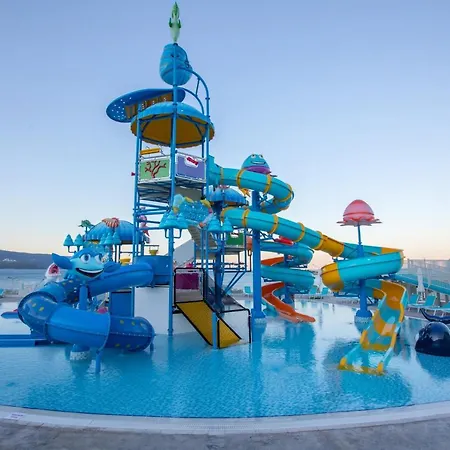 Maxeria Blue Didyma מלון