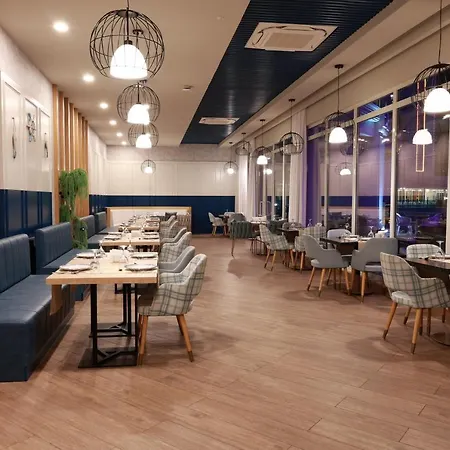 Maxeria Blue Didyma 5*